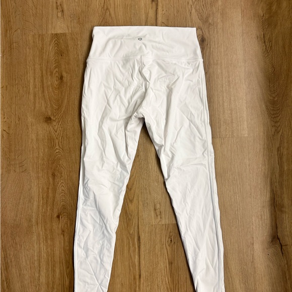 lululemon athletica Pants - Lululemon Bright White 4in waistband rise women’s leggings size: 10